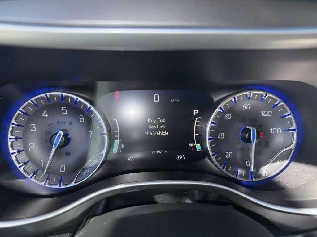 2023 Chrysler Pacifica Touring L