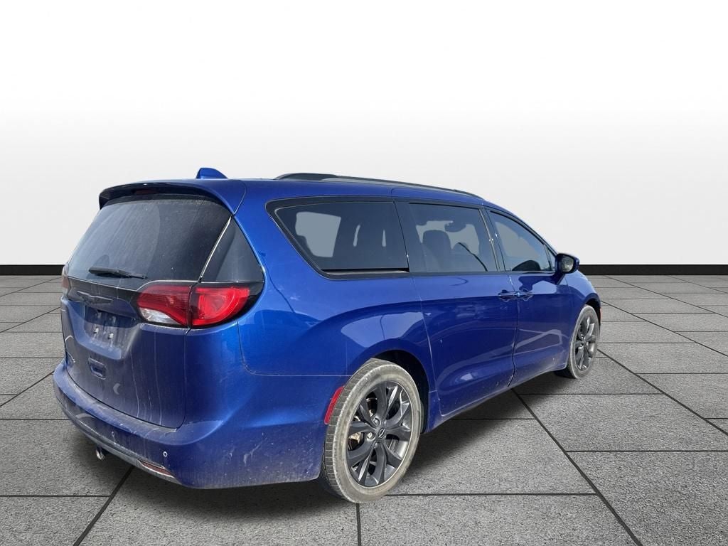 2020 Chrysler Pacifica Touring L Plus