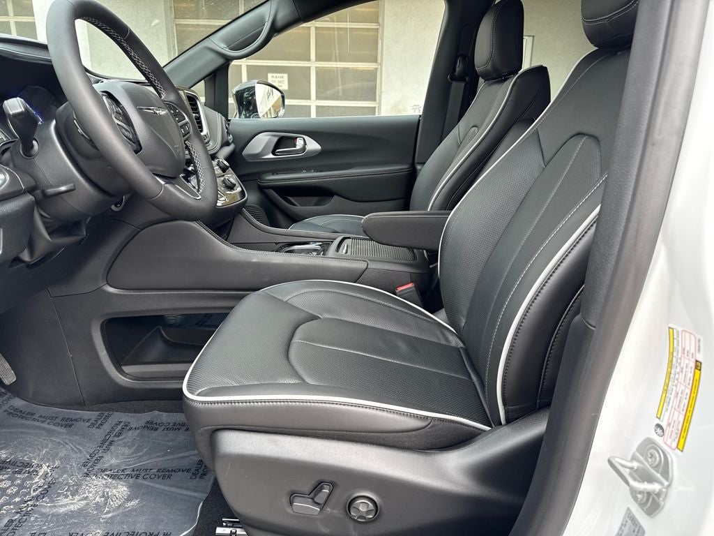 2026 Chrysler Pacifica PACIFICA LIMITED