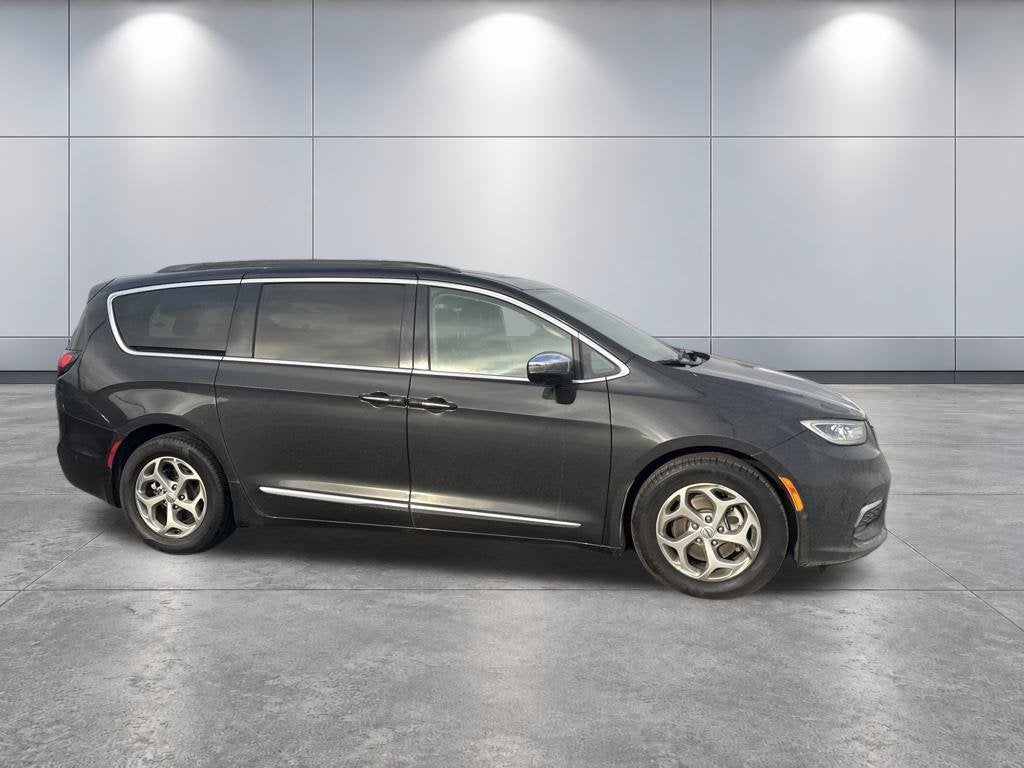 2022 Chrysler Pacifica Limited