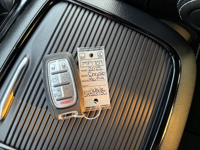 2025 Chrysler Pacifica Limited