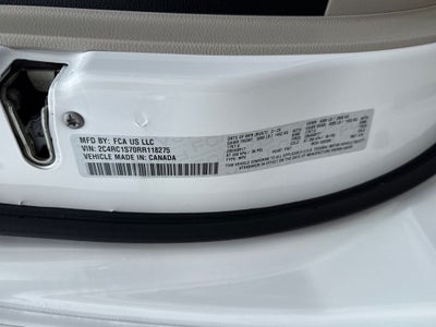 2024 Chrysler Pacifica Hybrid Select