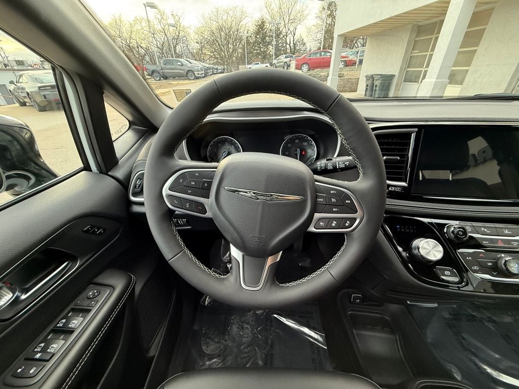 2026 Chrysler Pacifica PACIFICA SELECT AWD