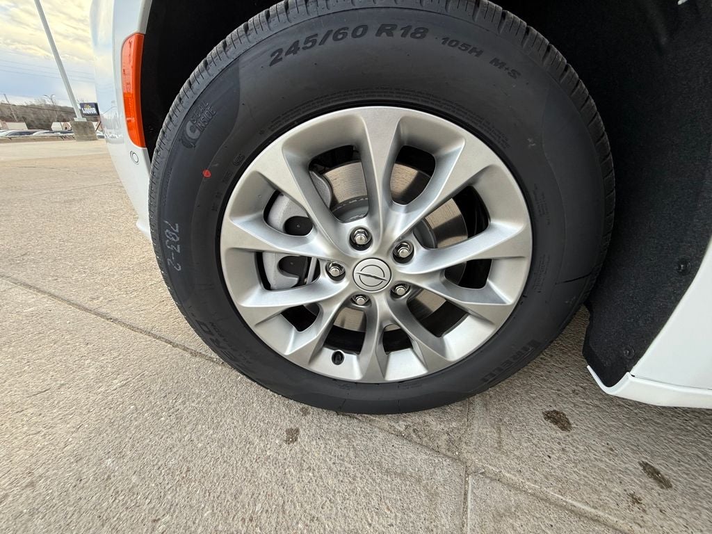 2026 Chrysler Pacifica PACIFICA SELECT AWD