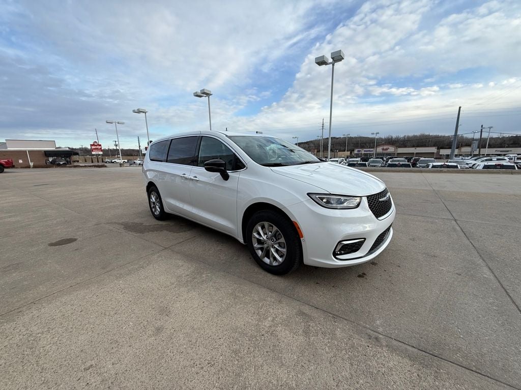 2026 Chrysler Pacifica PACIFICA SELECT AWD