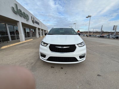 2026 Chrysler Pacifica PACIFICA SELECT AWD