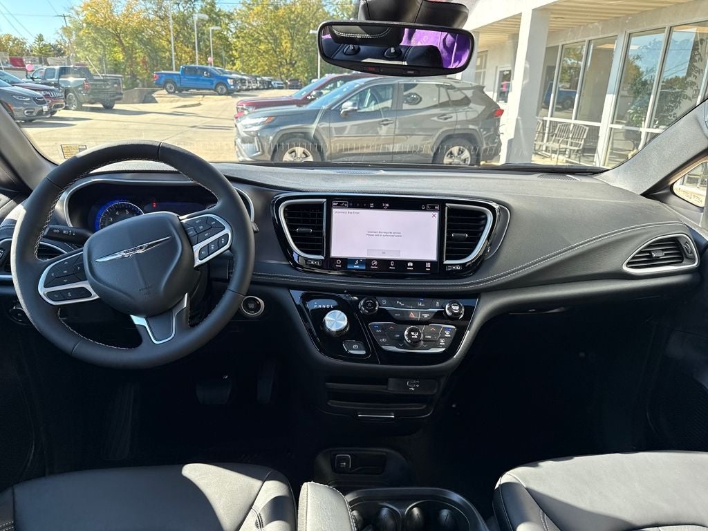 2026 Chrysler Pacifica PACIFICA SELECT AWD