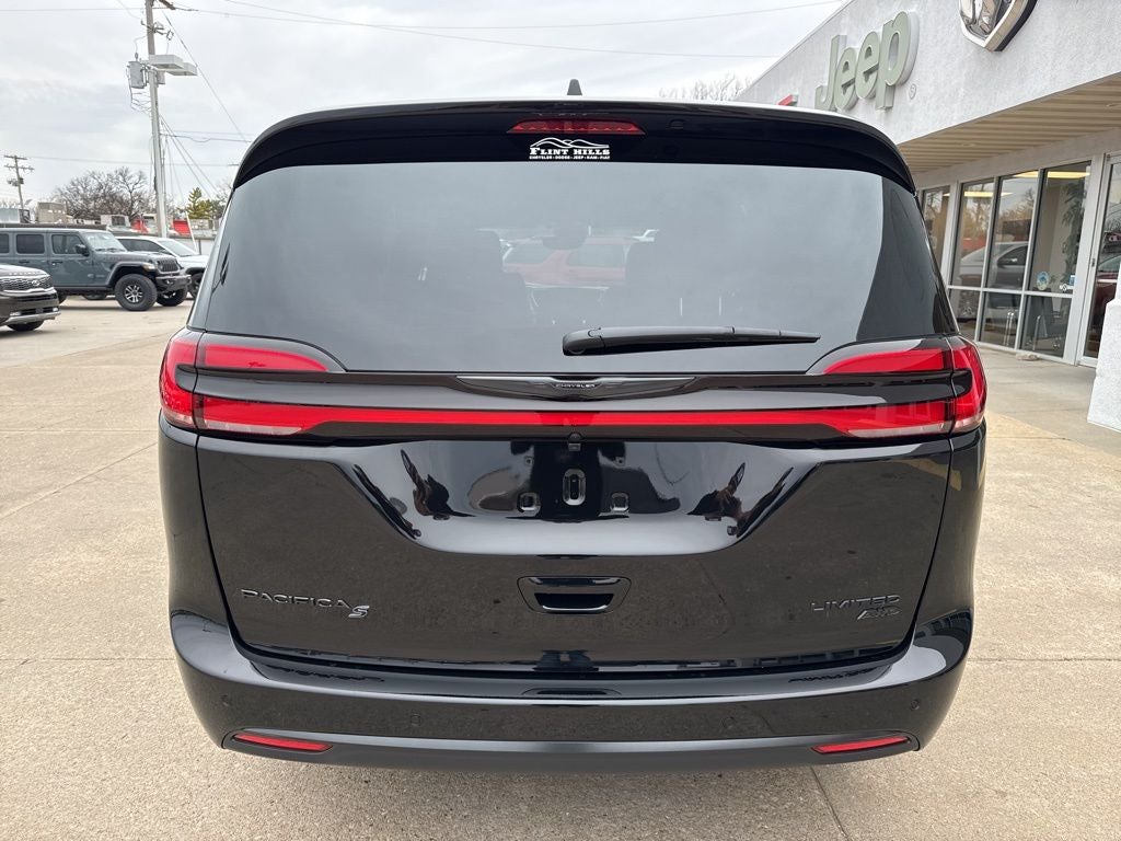 2026 Chrysler Pacifica Limited