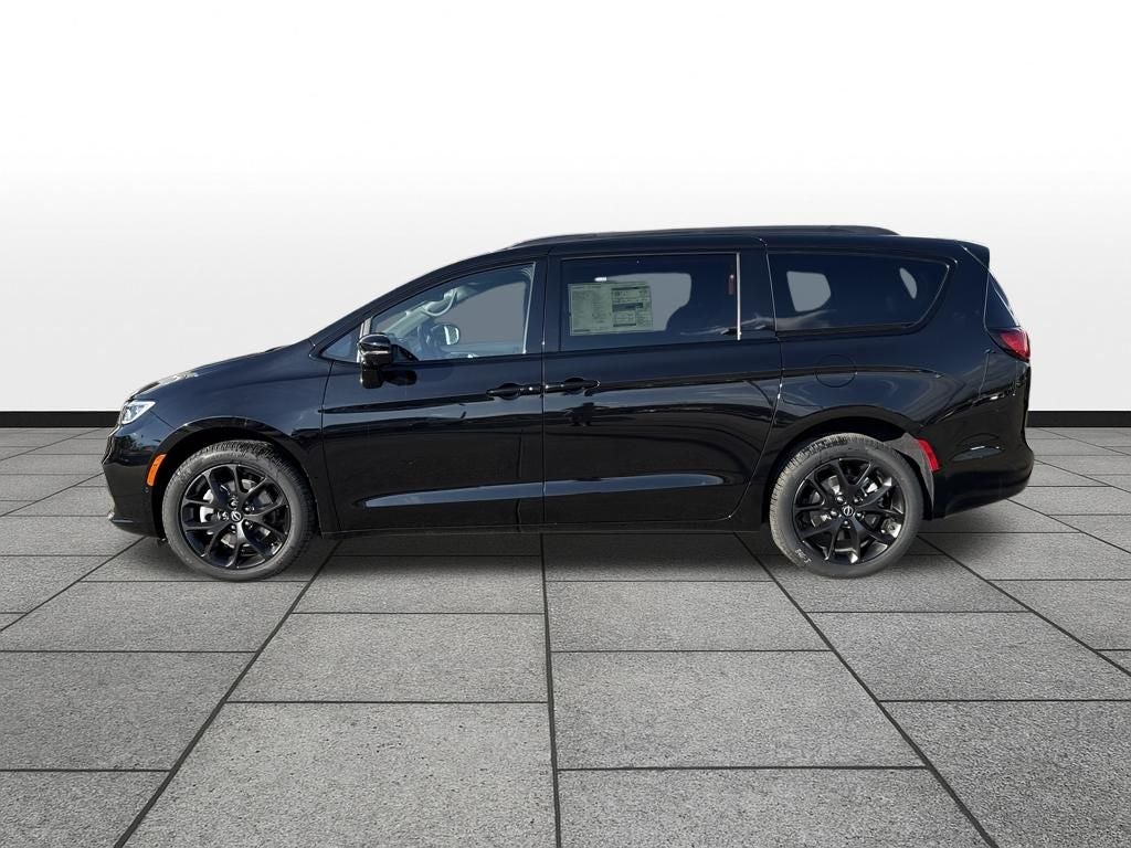 2026 Chrysler Pacifica PACIFICA LIMITED AWD