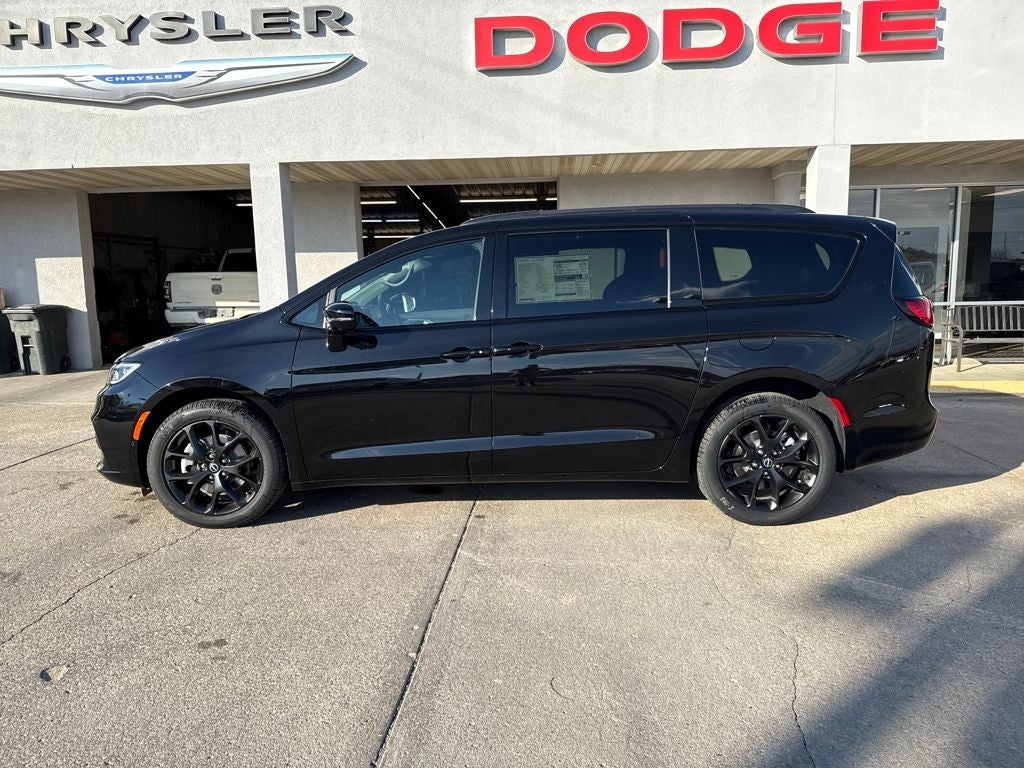 2026 Chrysler Pacifica PACIFICA LIMITED AWD