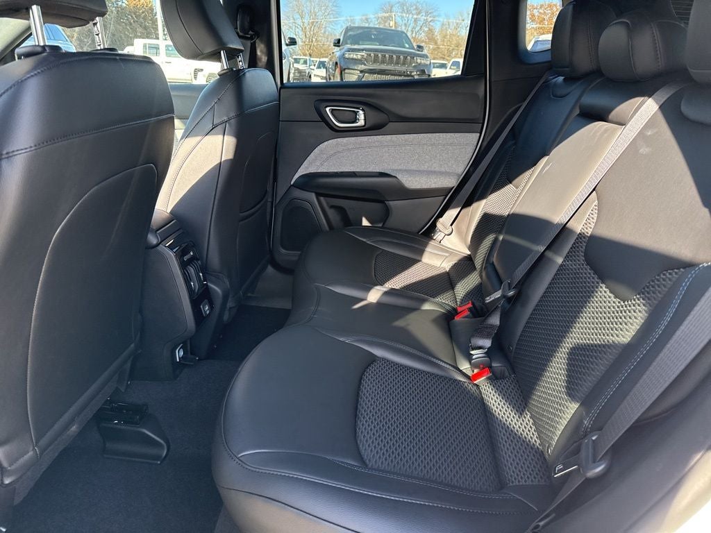 2026 Jeep Compass COMPASS LATITUDE 4X4