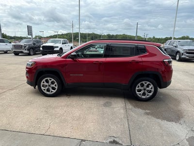 2025 Jeep Compass COMPASS LATITUDE 4X4