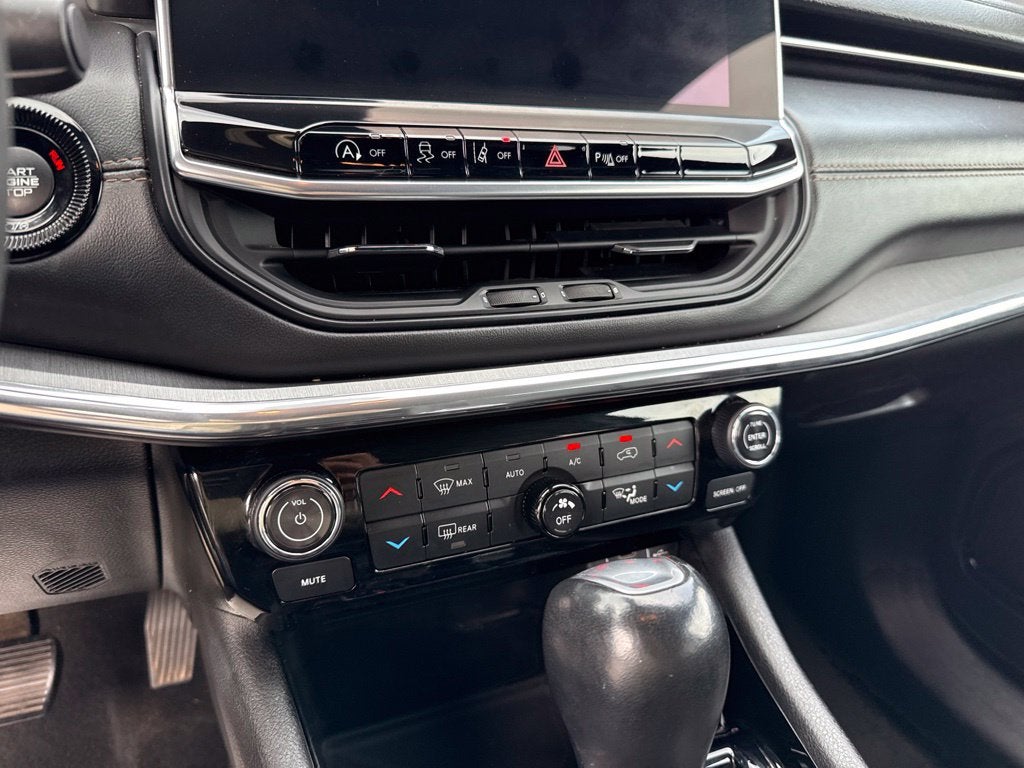 2023 Jeep Compass (RED) Edition - Photo 13