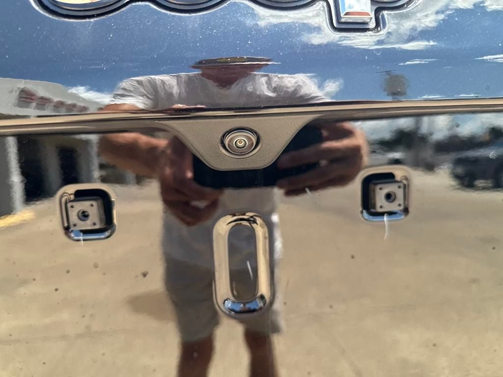 2025 Jeep Compass COMPASS LIMITED 4X4