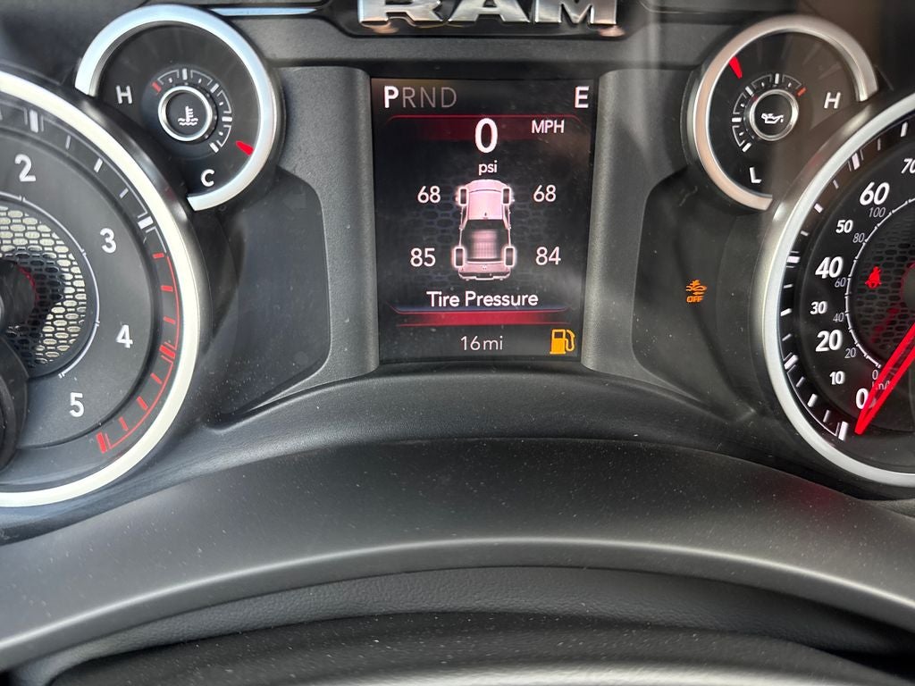 2026 RAM Ram 3500 RAM 3500 TRADESMAN CREW CAB 4X4 6'4' BOX