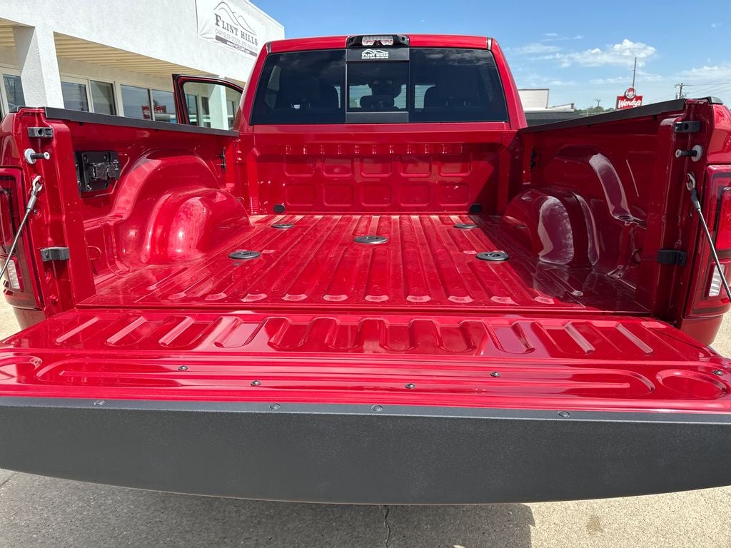 2026 RAM Ram 3500 RAM 3500 TRADESMAN CREW CAB 4X4 6'4' BOX