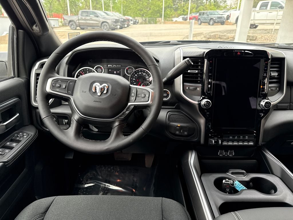 2026 RAM Ram 3500 RAM 3500 BIG HORN CREW CAB 4X4 6'4' BOX