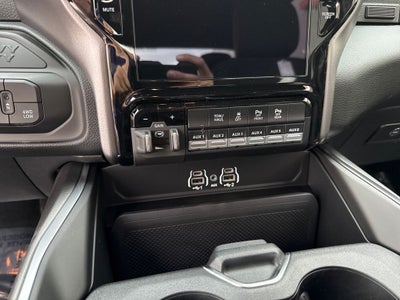 2026 RAM Ram 3500 RAM 3500 BIG HORN CREW CAB 4X4 6'4' BOX