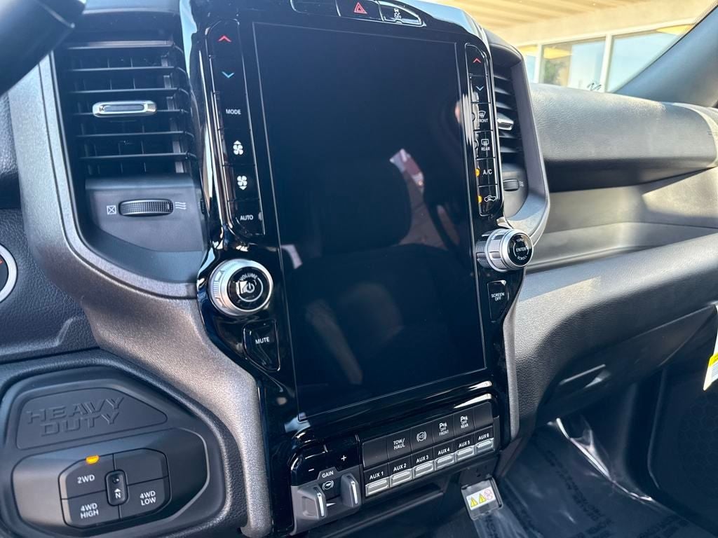 2025 RAM Ram 2500 RAM 2500 TRADESMAN CREW CAB 4X4 6'4' BOX