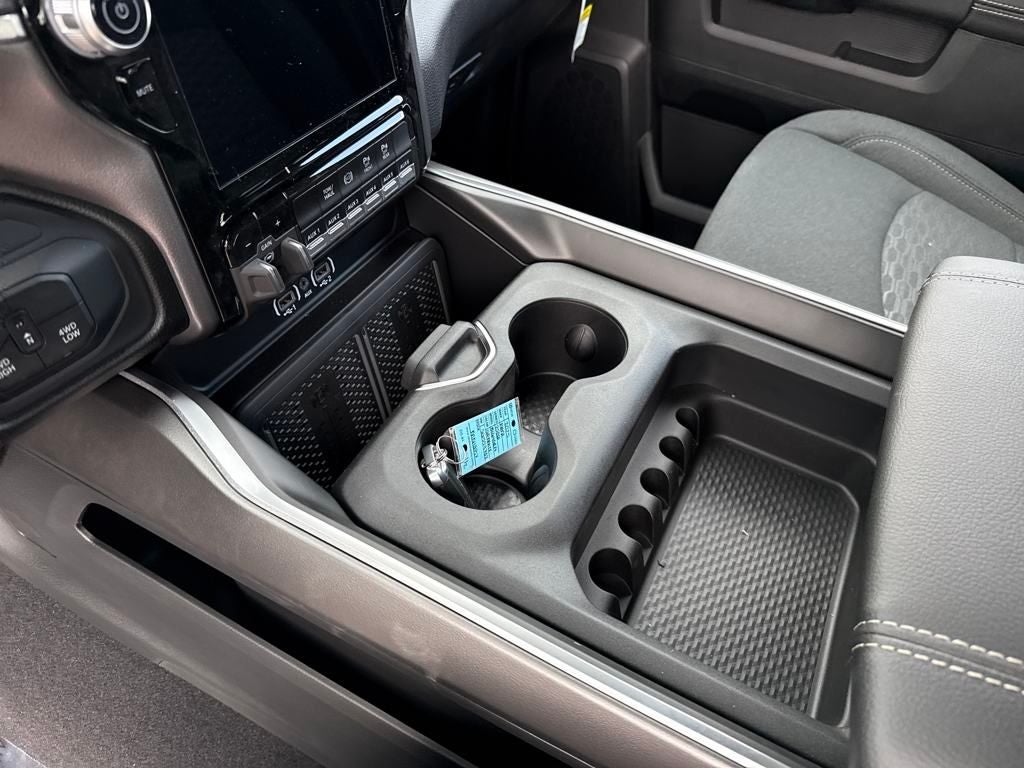 2025 RAM Ram 2500 RAM 2500 BIG HORN CREW CAB 4X4 6'4' BOX