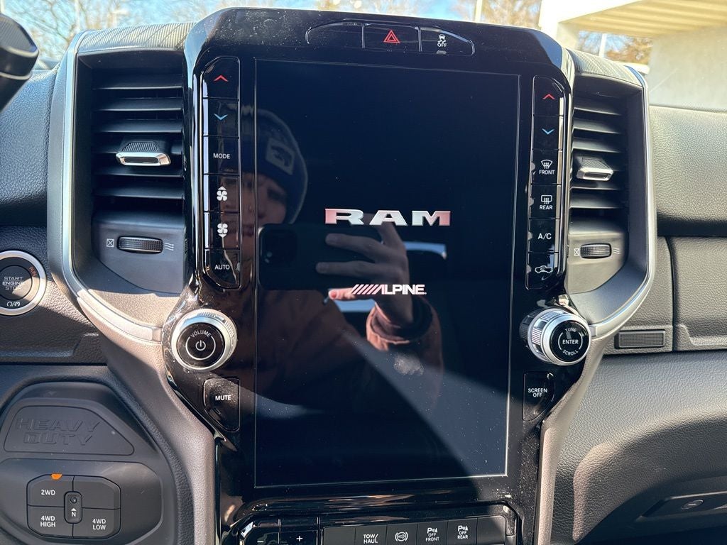 2026 RAM Ram 3500 RAM 3500 BIG HORN CREW CAB 4X4 8' BOX