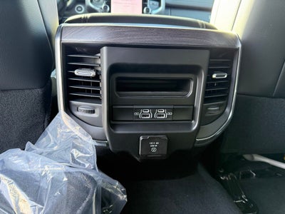 2026 RAM Ram 3500 RAM 3500 LARAMIE CREW CAB 4X4 8' BOX