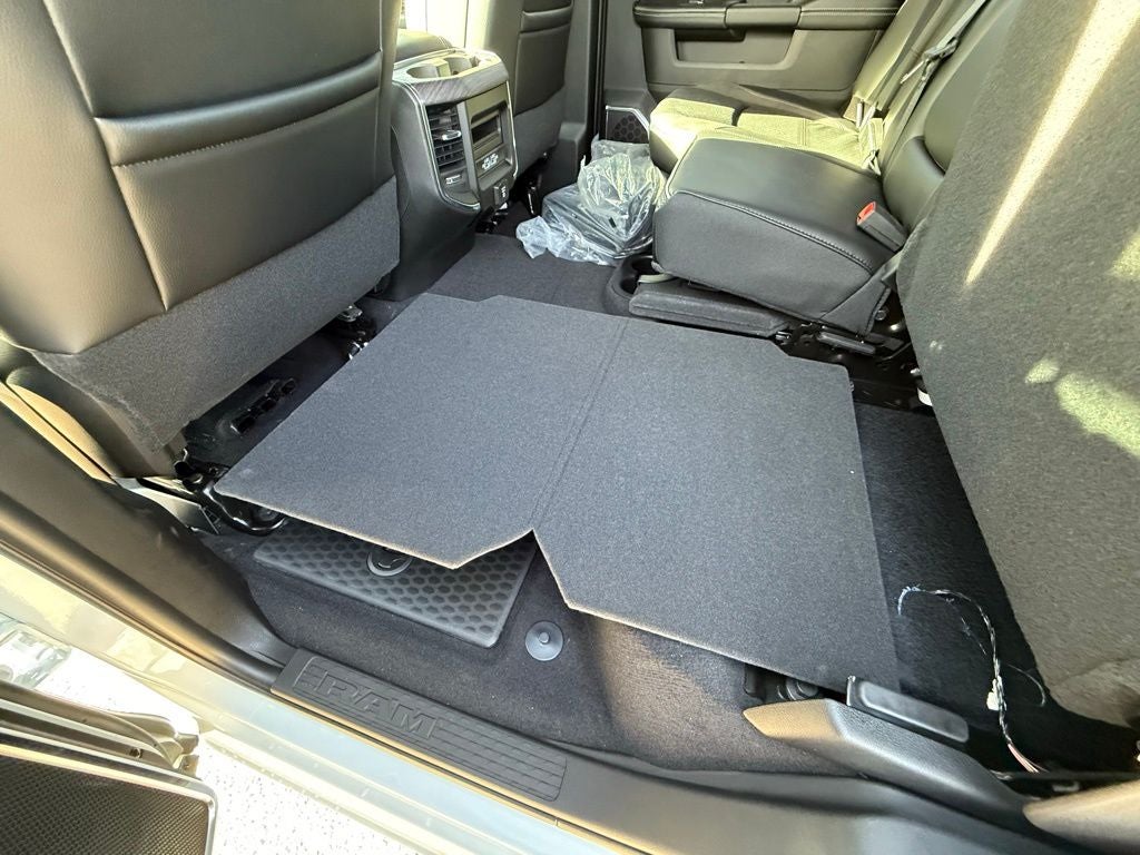 2026 RAM Ram 3500 RAM 3500 LARAMIE CREW CAB 4X4 8' BOX