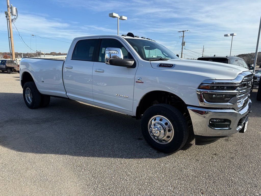 2026 RAM Ram 3500 RAM 3500 LARAMIE CREW CAB 4X4 8' BOX