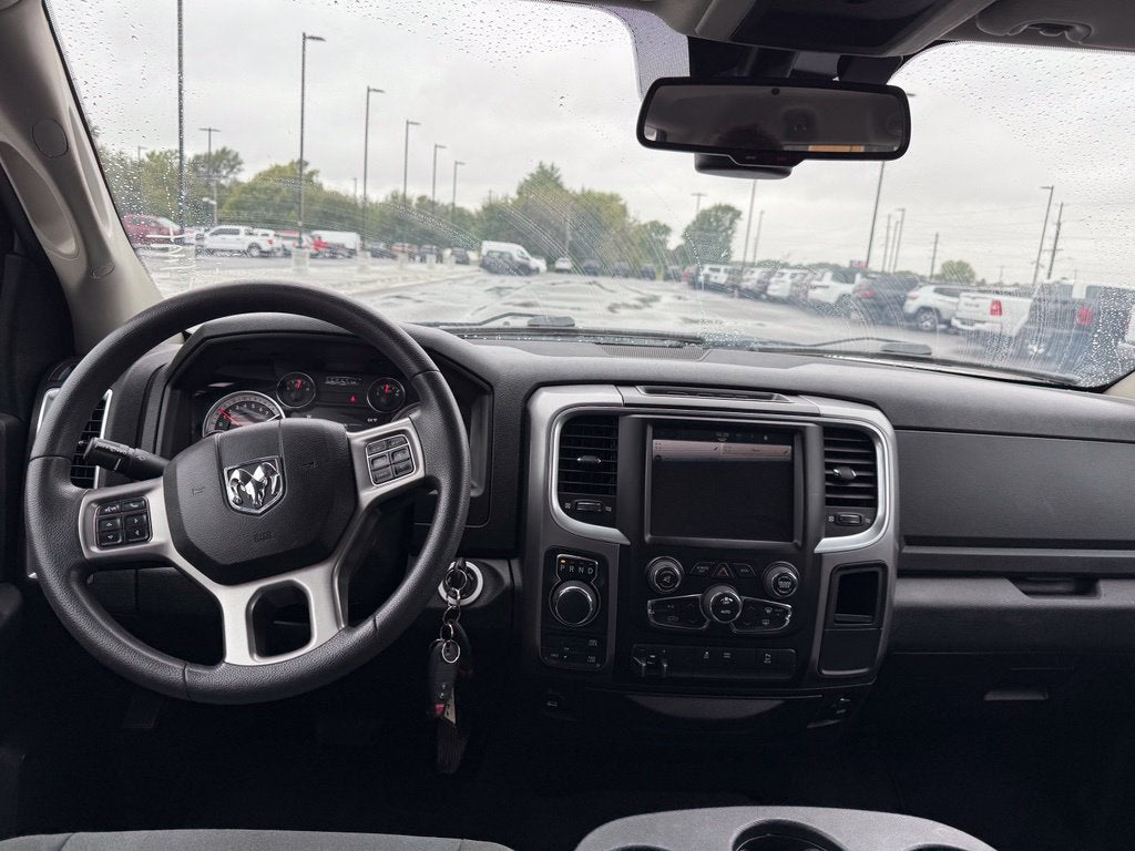 2022 RAM 1500 Classic SLT Crew Cab 4x4 5'7' Box