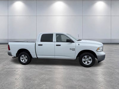 2022 RAM 1500 Classic SLT Crew Cab 4x4 5'7' Box