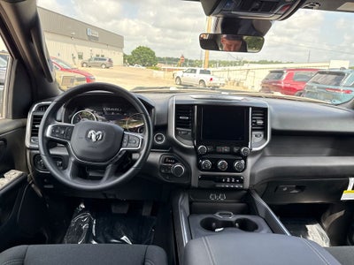 2026 RAM Ram 1500 RAM 1500 EXPRESS CREW CAB 4X4 5'7' BOX