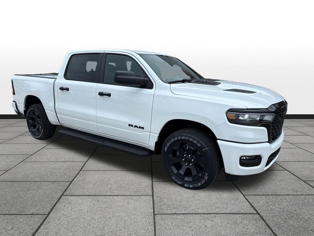 2026 RAM Ram 1500 RAM 1500 EXPRESS CREW CAB 4X4 5'7' BOX
