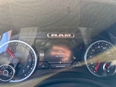 2026 RAM Ram 1500 RAM 1500 EXPRESS CREW CAB 4X4 5'7' BOX