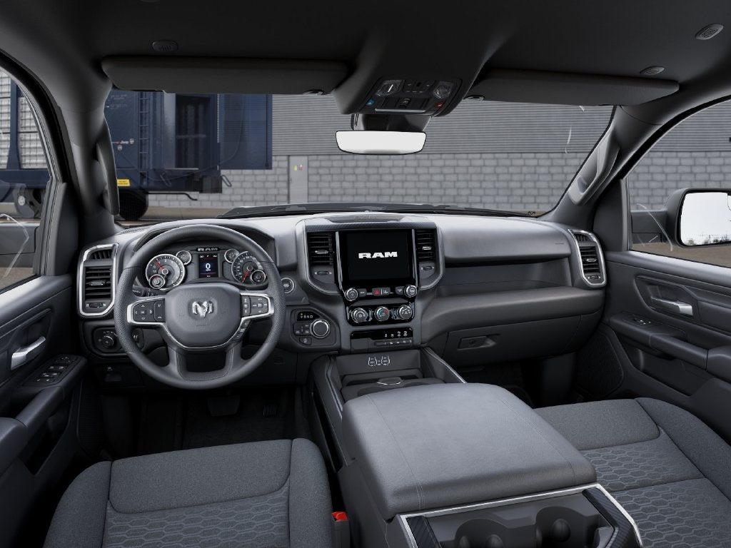 2027 RAM Ram 1500 RAM 1500 EXPRESS CREW CAB 4X4 5'7' BOX