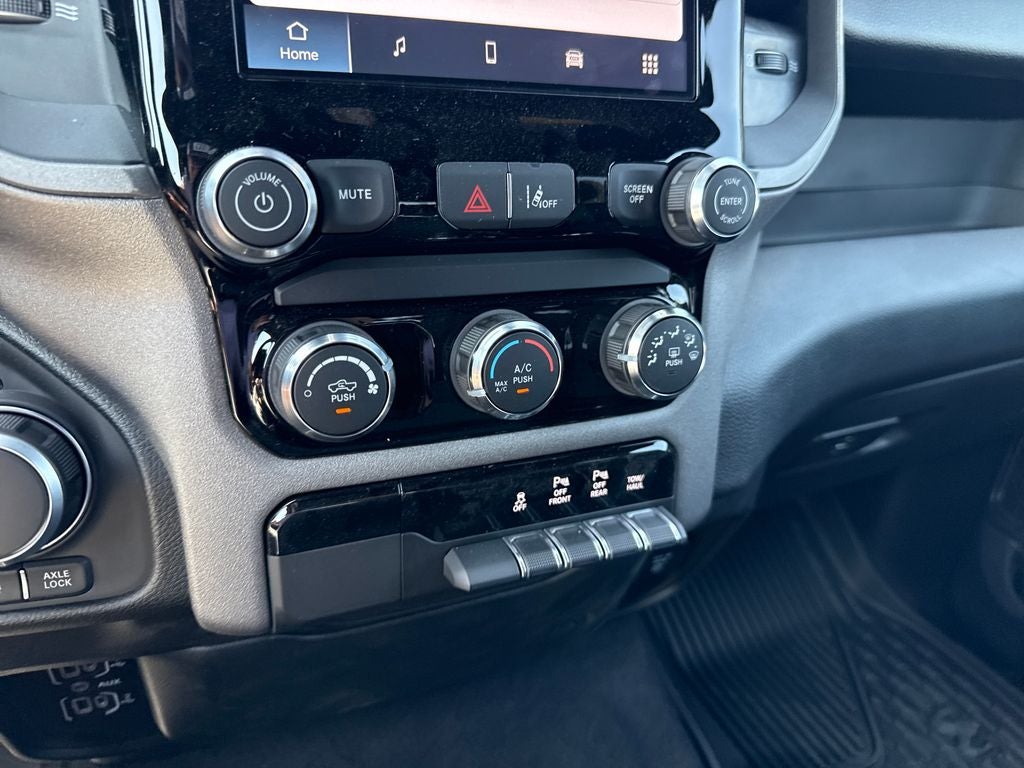 2026 RAM Ram 1500 RAM 1500 WARLOCK CREW CAB 4X4 5'7' BOX