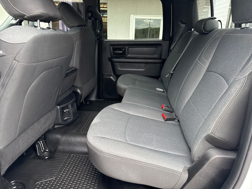 2024 RAM 2500 Tradesman Crew Cab 4x4 6'4' Box