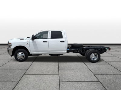 2026 RAM Ram 3500 Chassis Cab RAM 3500 TRADESMAN CREW CAB CHASSIS 4X4 60' CA