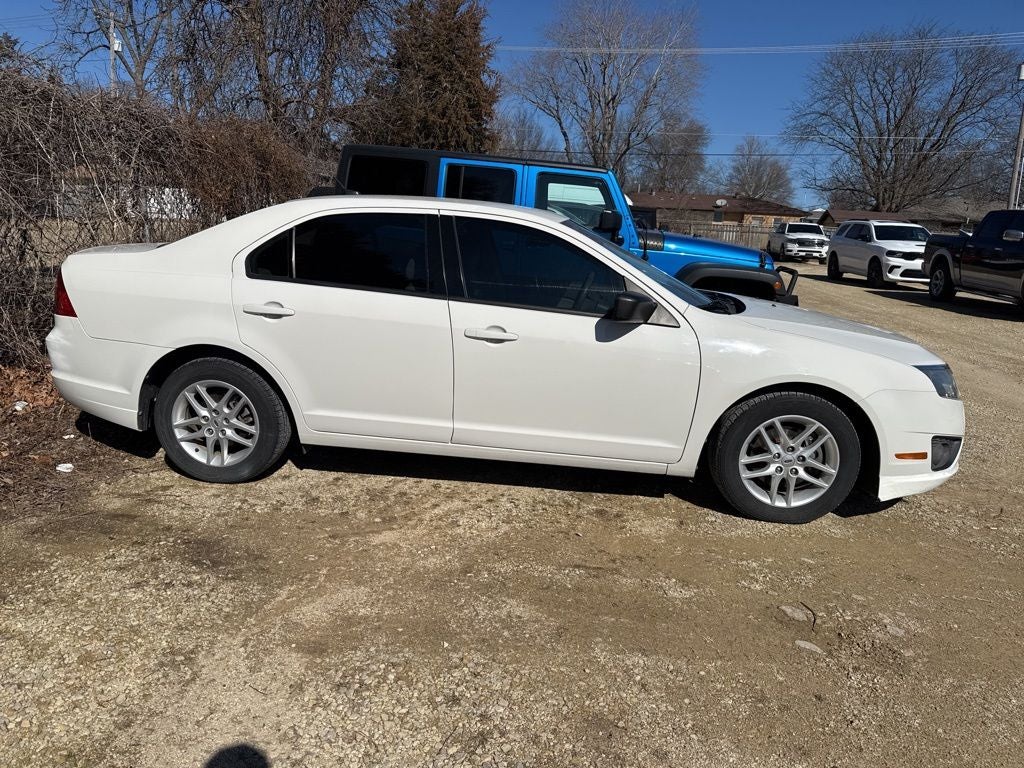 2012 Ford Fusion S