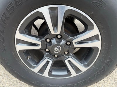 2019 Toyota Tacoma SR5 V6