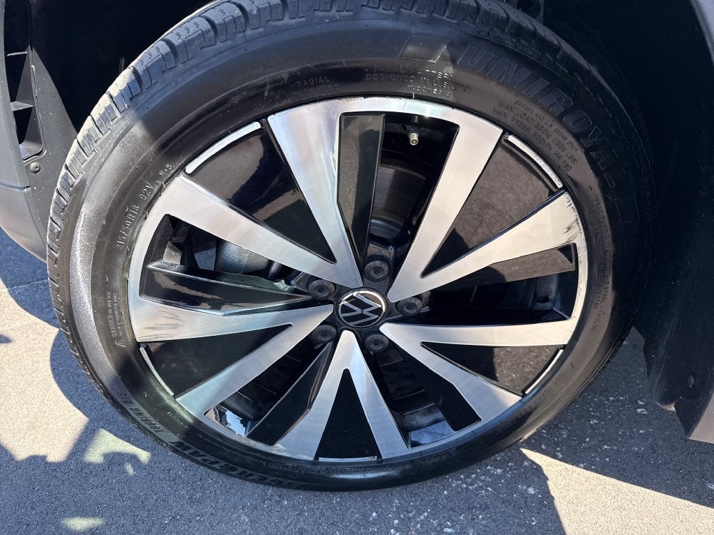 2024 Volkswagen Taos 1.5T SE