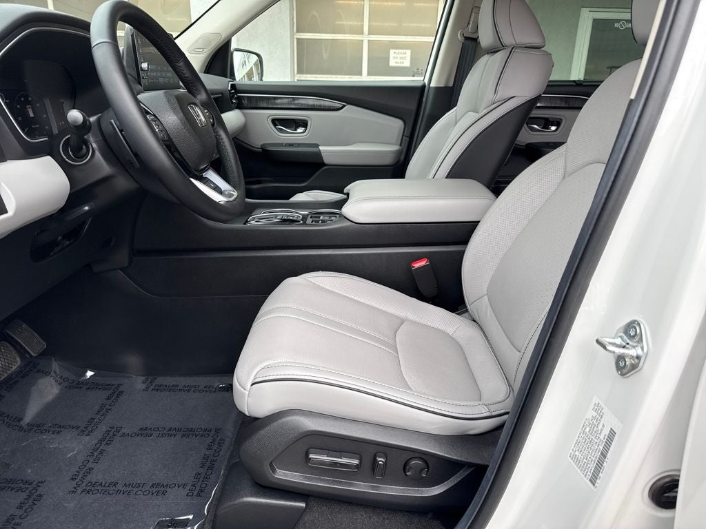 2025 Honda Pilot Elite