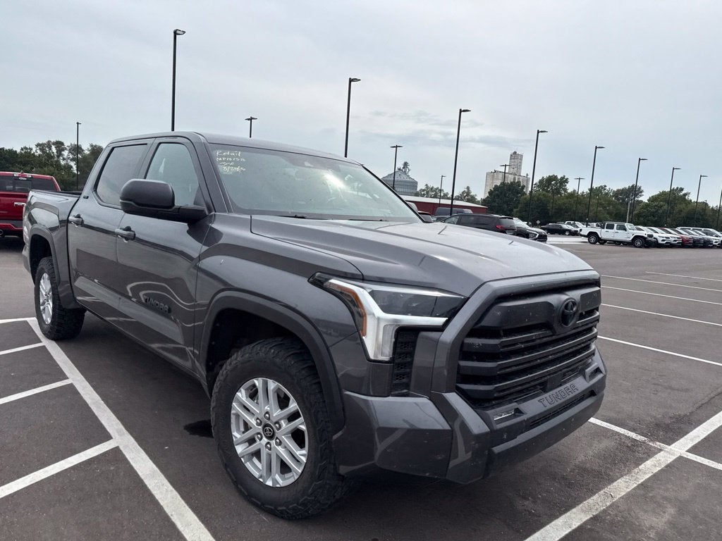 2025 Toyota Tundra 4WD SR5