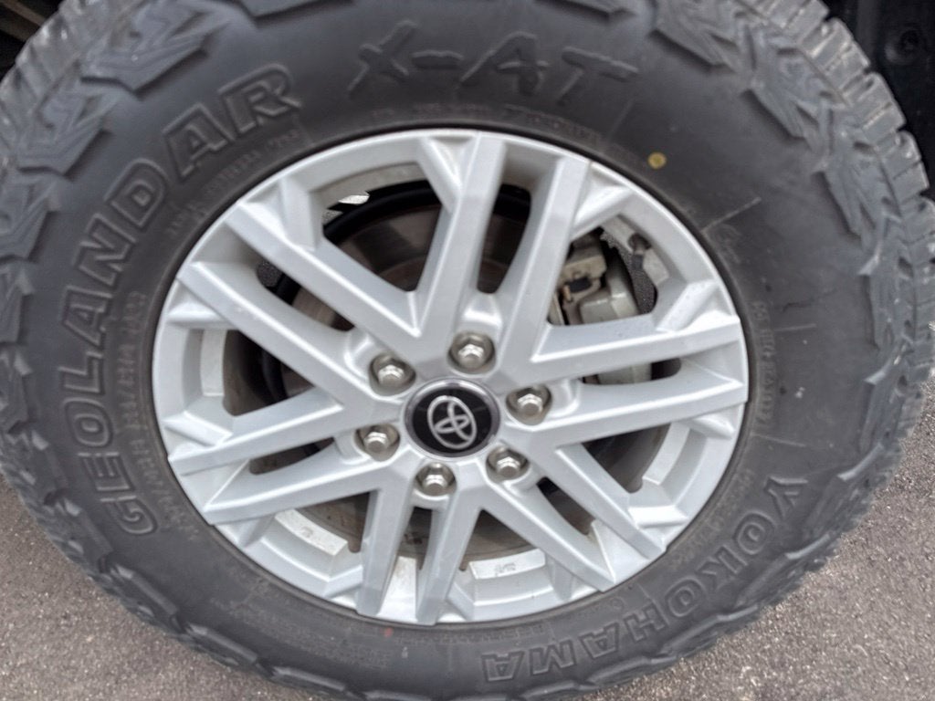 2025 Toyota Tundra 4WD SR5
