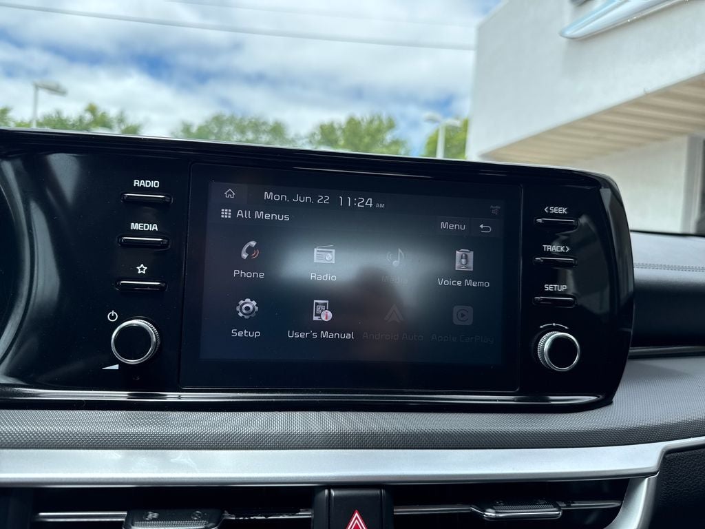 2022 Kia K5 LXS