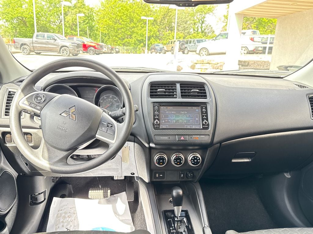 2025 Mitsubishi Outlander Sport 2.0 ES