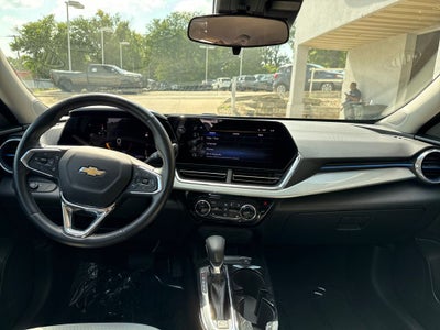2025 Chevrolet Trax FWD LT