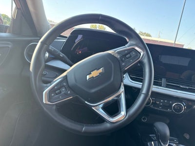 2025 Chevrolet Trax FWD LT
