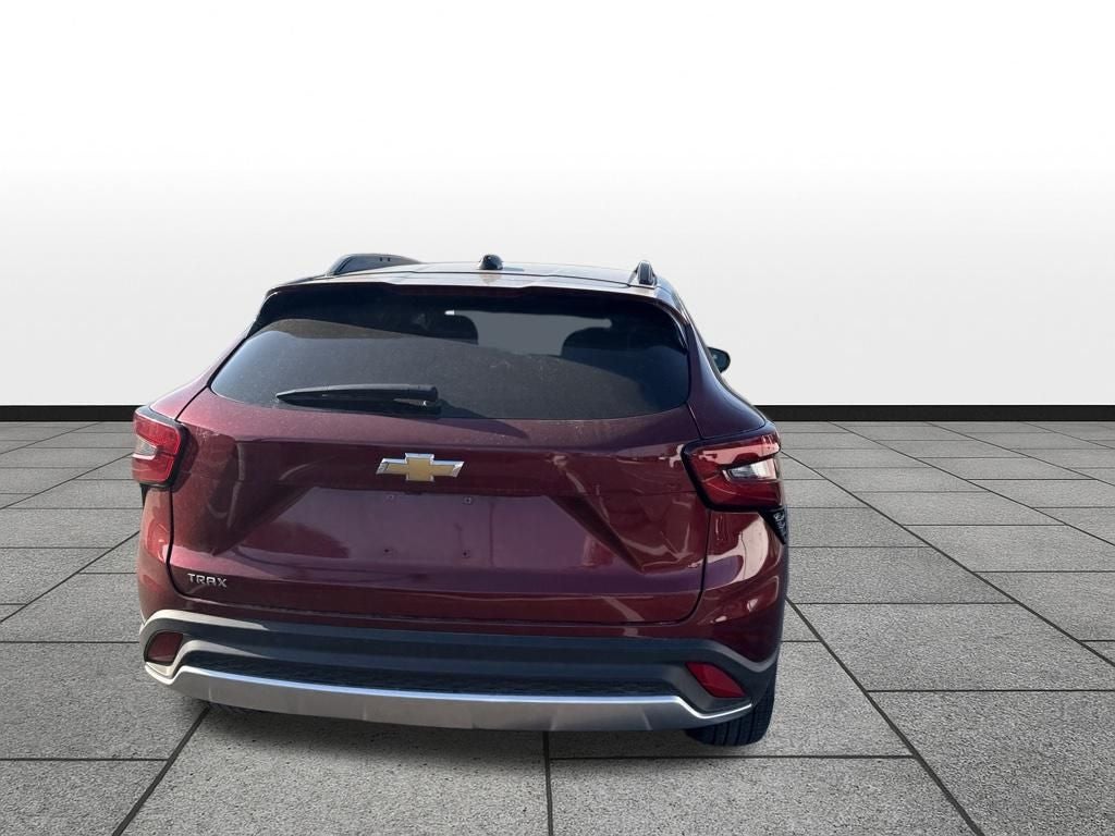 2025 Chevrolet Trax FWD LT