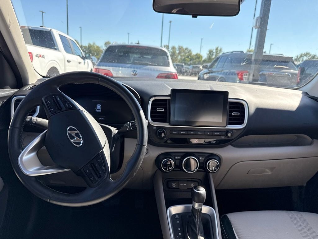 2025 Hyundai Venue SEL