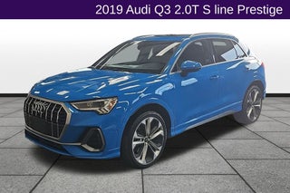 2019 Audi Q3 2.0T Prestige S line quattro